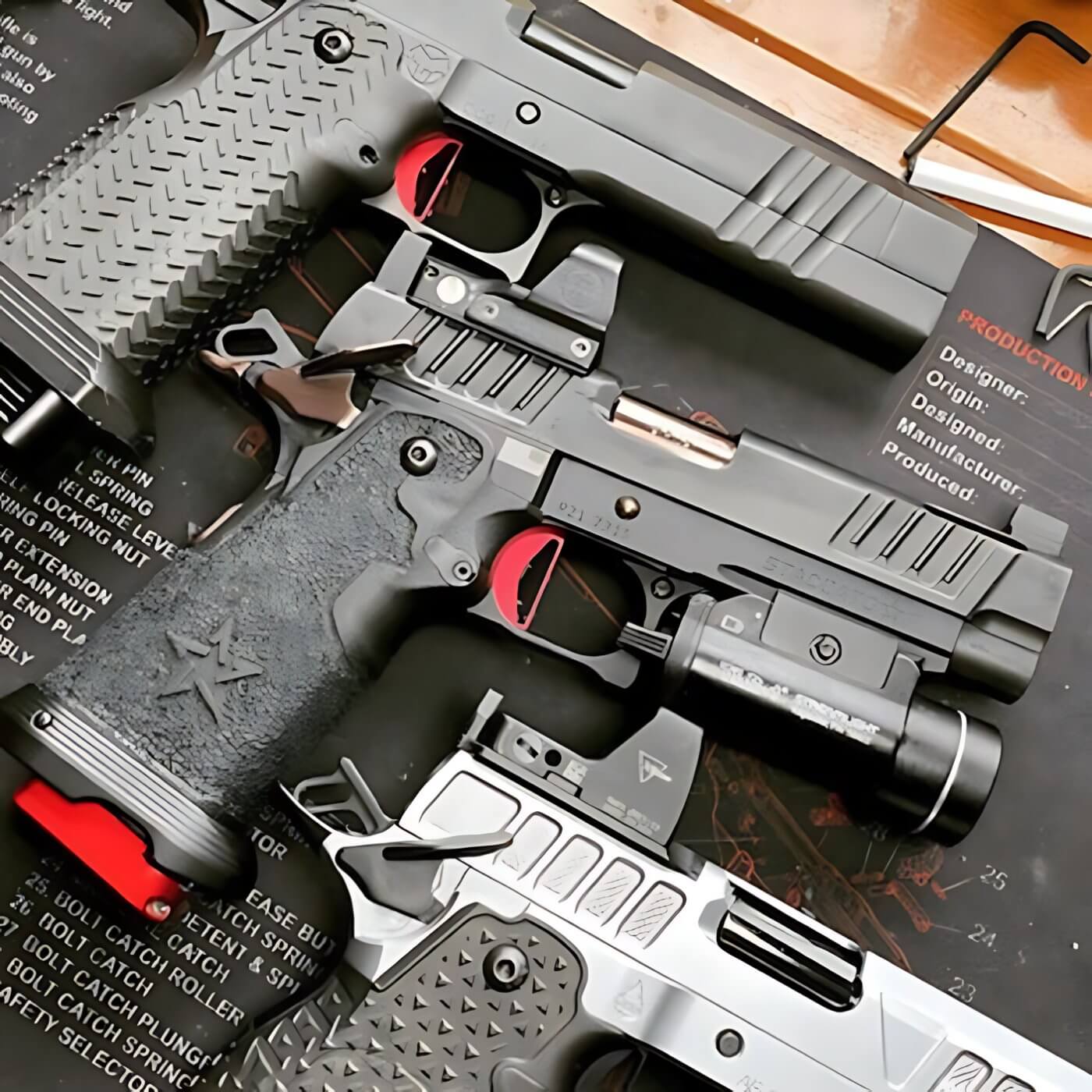 2011 Gun Collections – Skips Guns